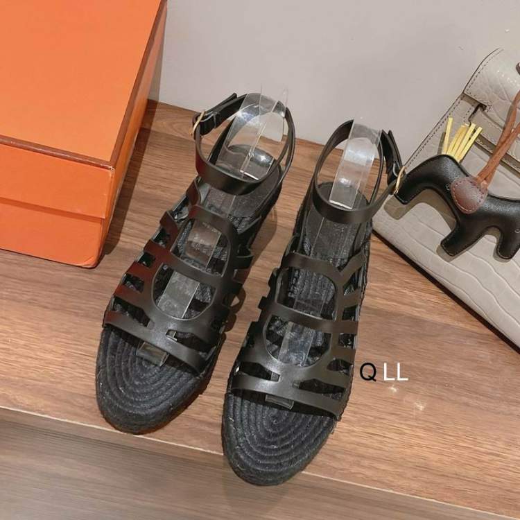Picture of Hermes Shoes _SKUHermessz35-406CLL120111196